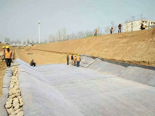 河道防水毯施工